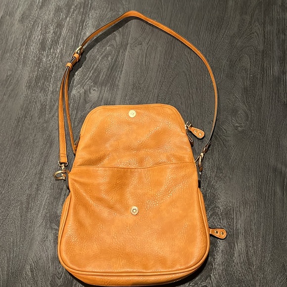 Moda Luxe Brown General Use Purse w/Various Zippers & Pockets - Picture 4 of 14